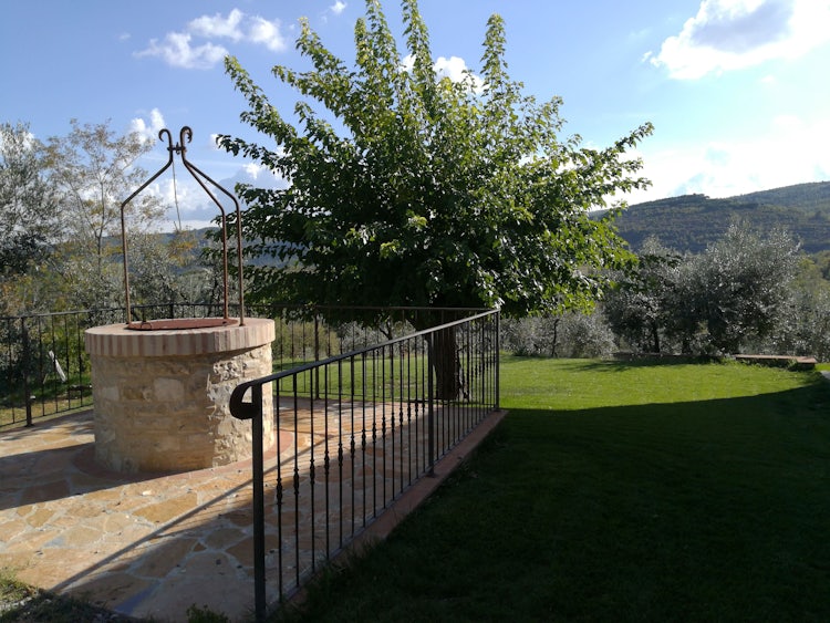 BBQ and Terrace at Agriturismo Vicolabate close to Florence